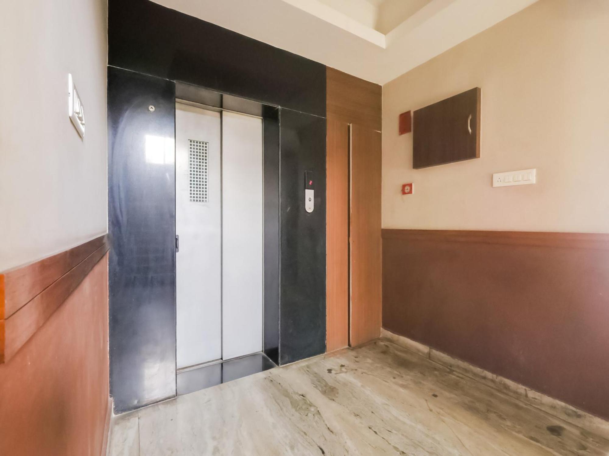 Hotel O Nirvana Lodge Guwahati Dış mekan fotoğraf